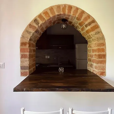 Apartman Cascina Il Girasole Rosso *