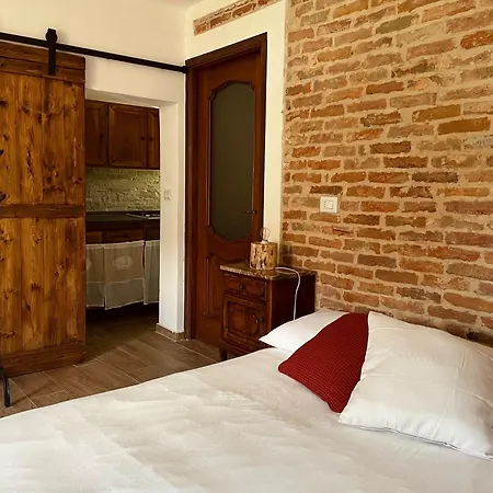 Cascina Il Girasole Rosso Apartman