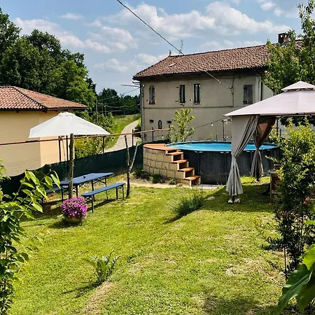 Daire Cascina Il Girasole Rosso