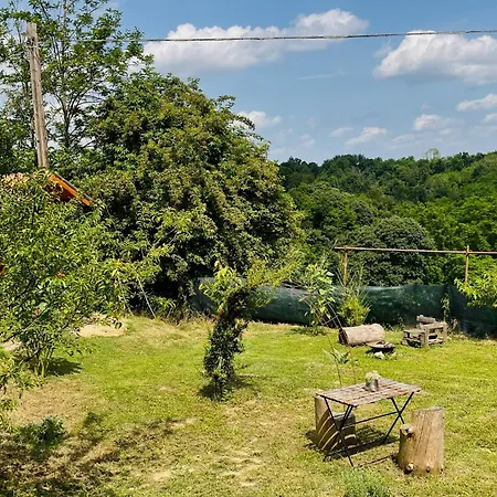 Cascina Il Girasole Rosso Apartman *